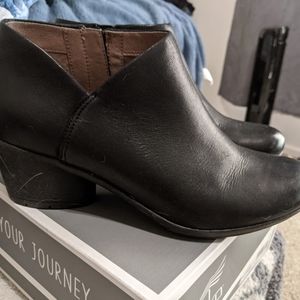 Dansko Raina size 39